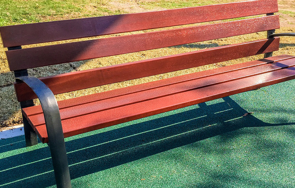 El asiento y el respaldo